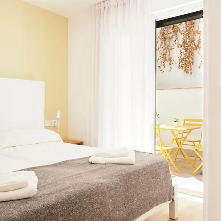 Apartamento Precioso Duplex Con Patio Junto A La Catedral Cádiz